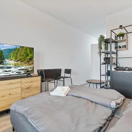 Ah Racianska * Bratislava